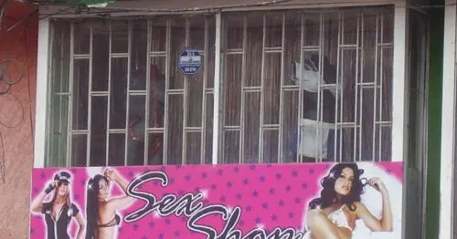 SEX SHOP CARRERA 9 50A CON 28 SEX SHOP CARRERA 9 50A CON 28